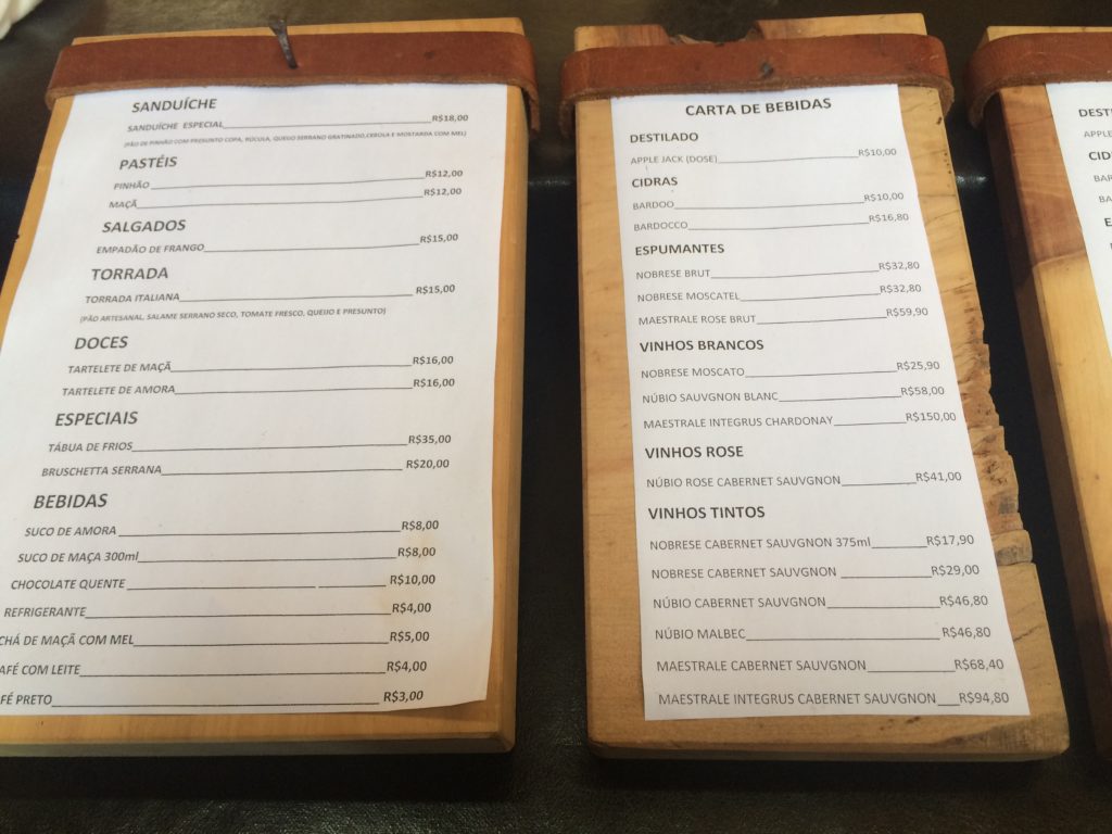 E a carta de lanches servidos fora do horário do almoço