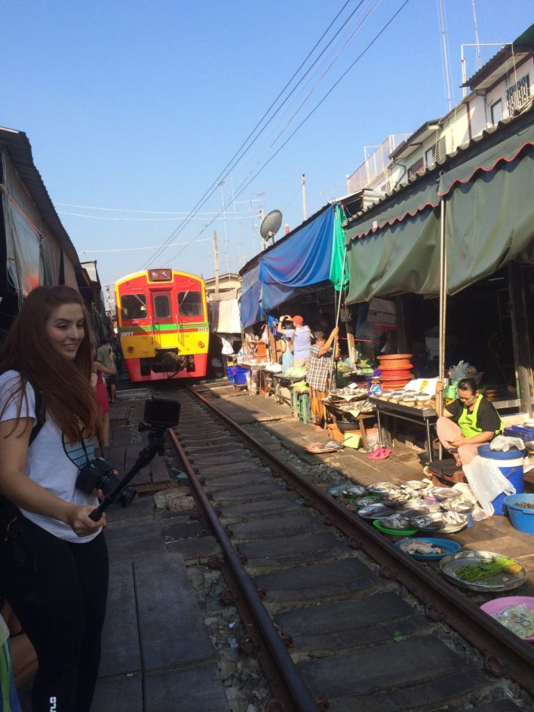 mercado trem bangkok