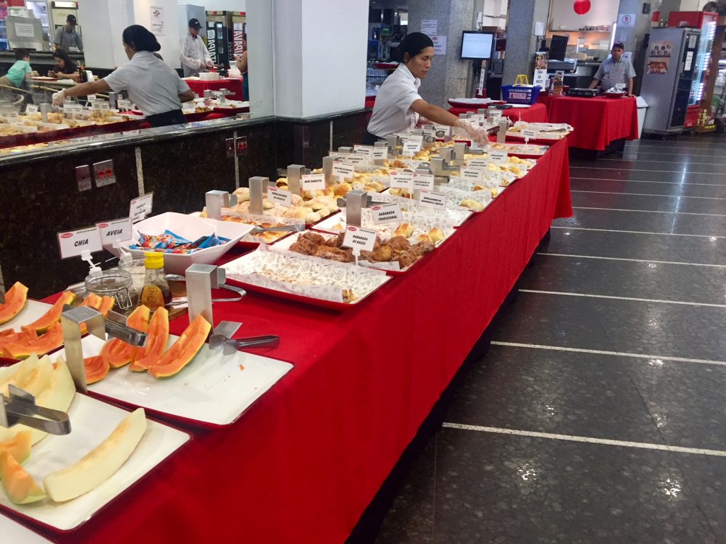 Buffet de café da manhã CEPAM