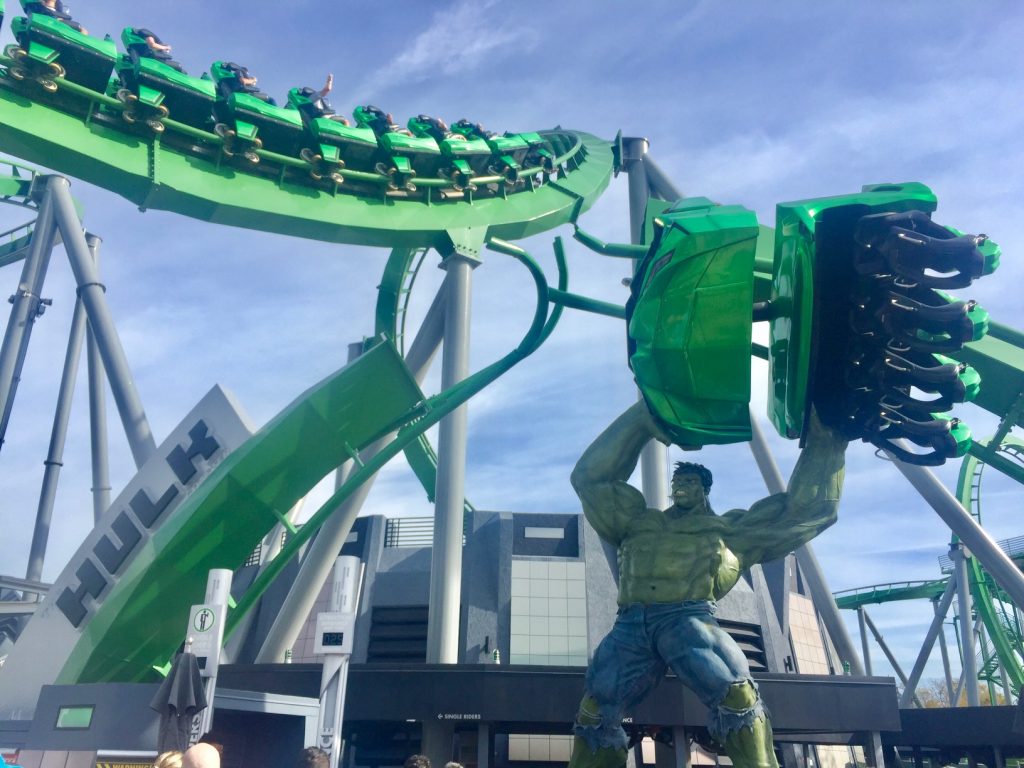 montanha russa do Hulk islands of adventure