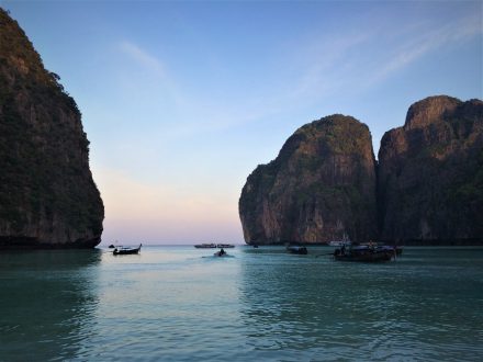 Passeios em Koh Phi Phi – Maya Bay vazia, nadando com plânctons e Bamboo Island