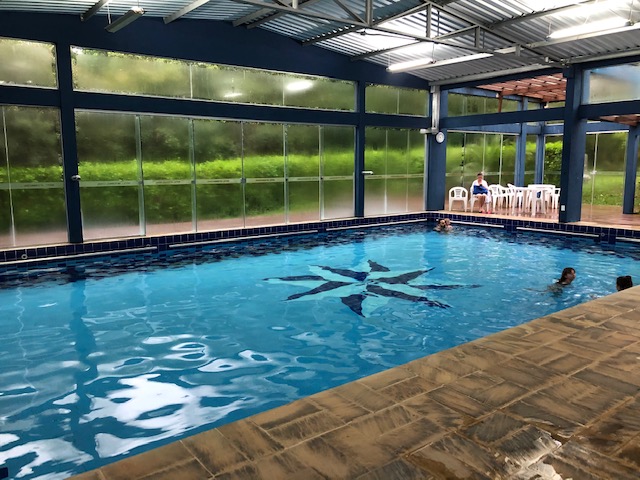 piscina hotel internacional gravatal