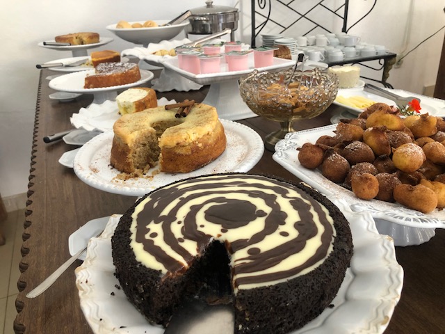 café hotel buffet