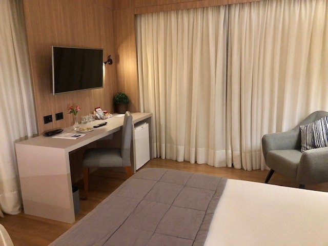 quarto hotel pestana curitiba